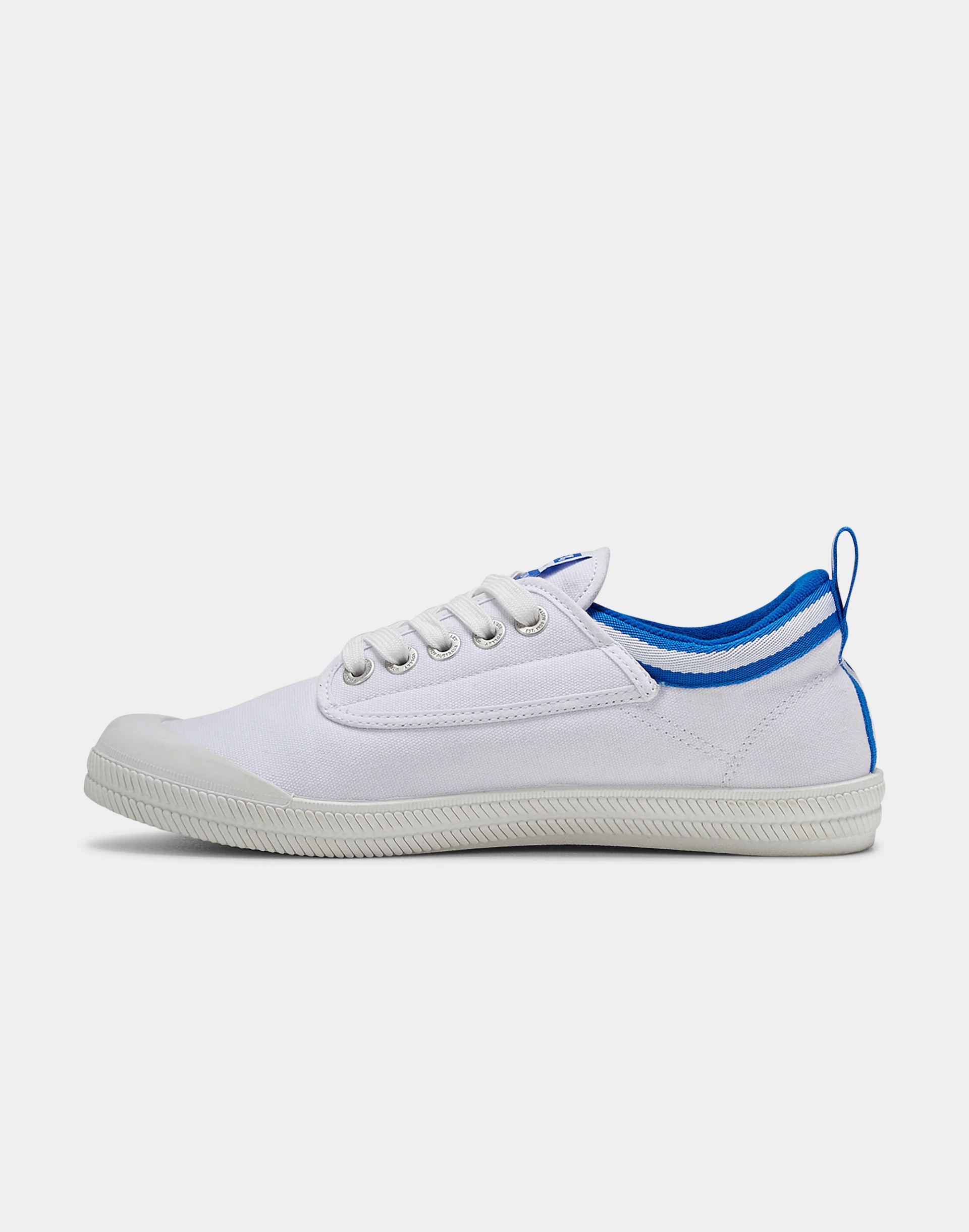 International Low White/Blue - Image 3